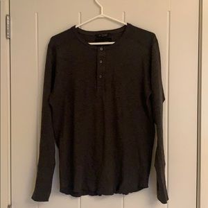 Wings & Horns 1 x 1 slub long sleeve Henley.